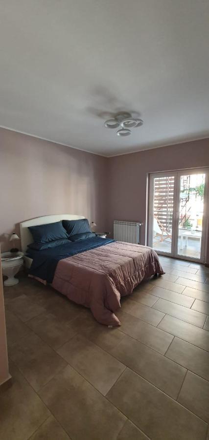 Apartamento Casa Glicine Milazzo Exterior foto